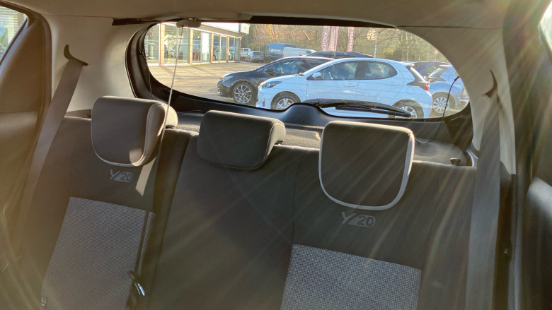 Toyota Yaris 1.5 VVT-i Y20 5dr CVT [Bi-tone] Petrol Hatchback